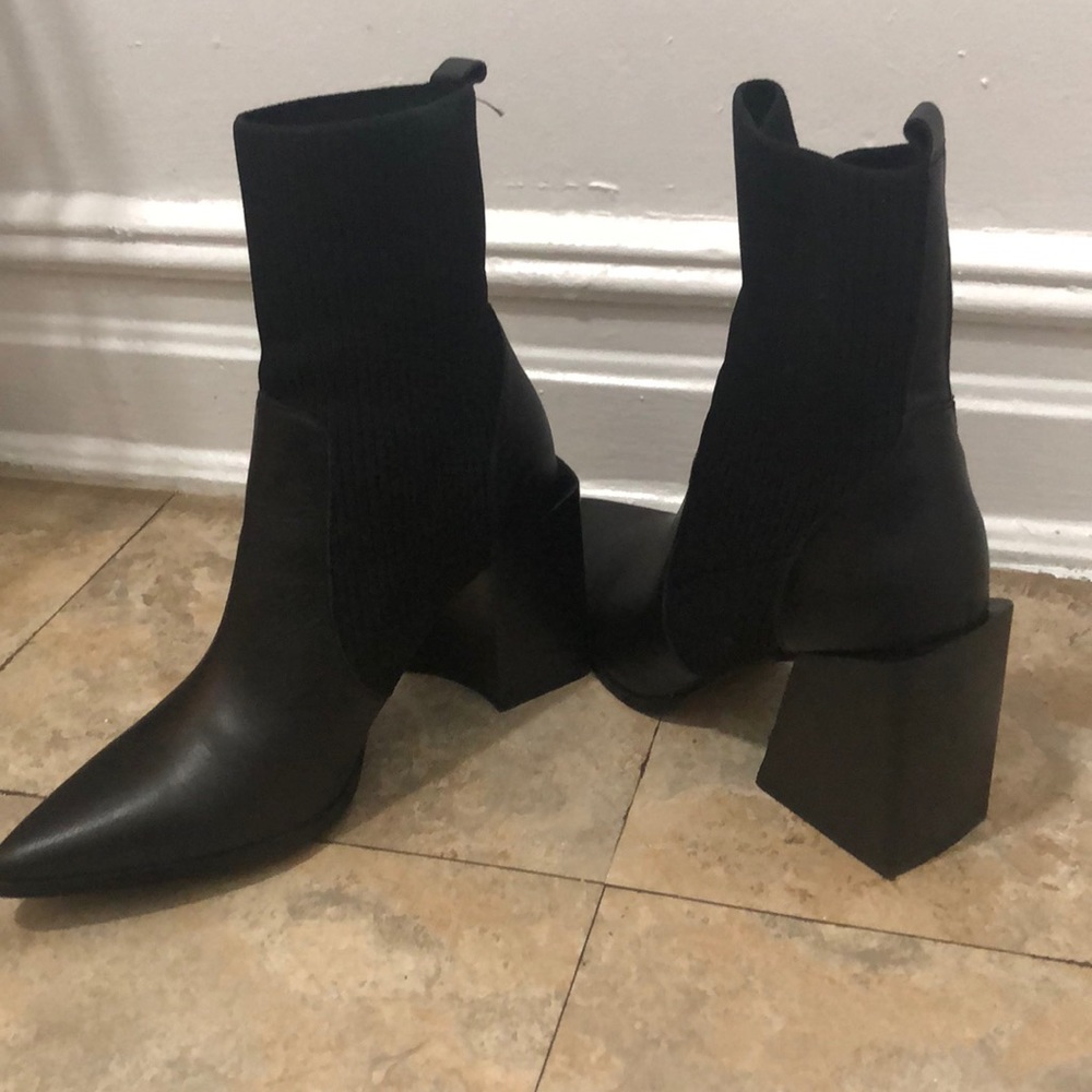 Steve Madden Bootie